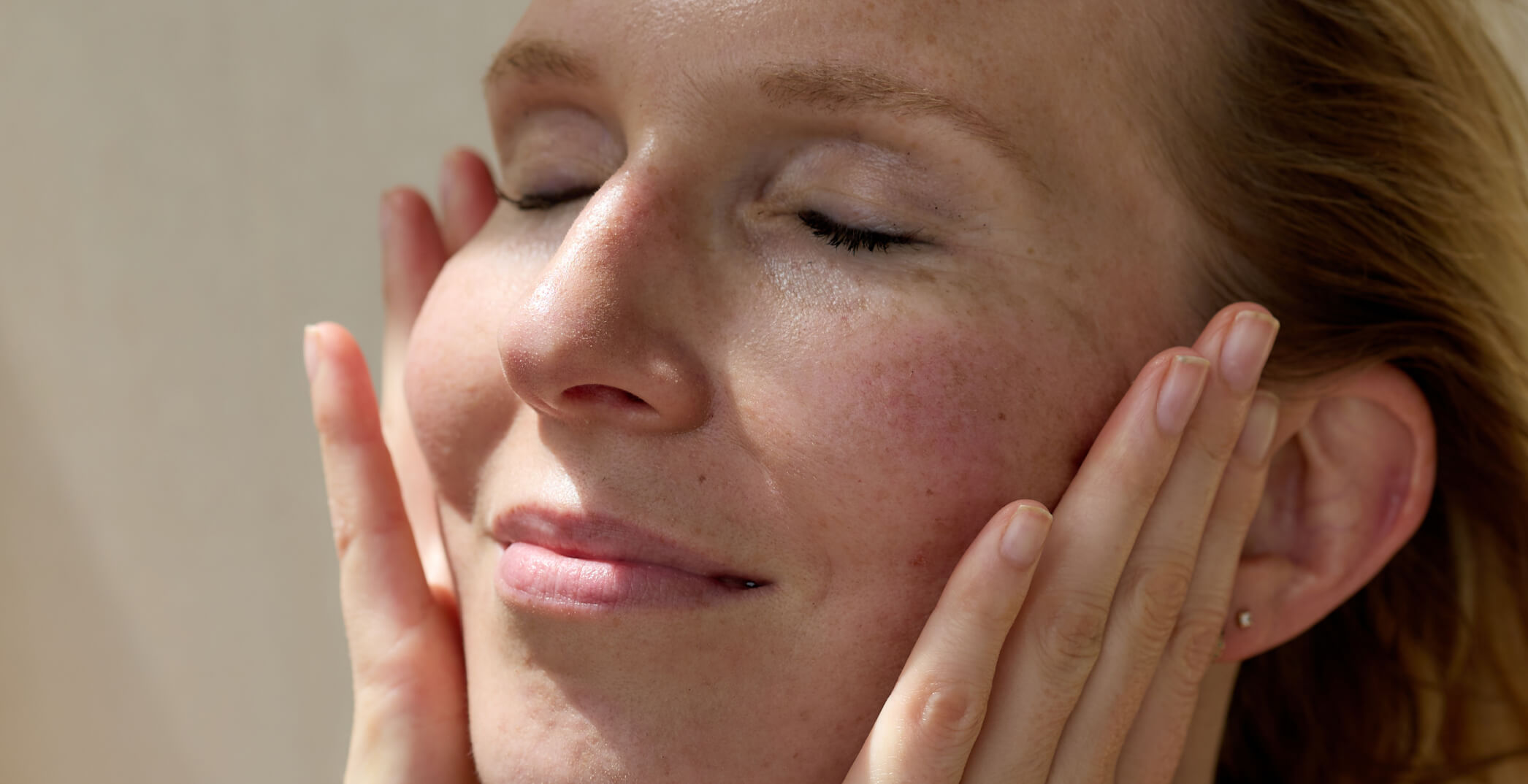 soothing effect of applying harmonie the oil